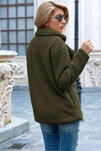 Load image into Gallery viewer, Full Size Lapel Collar Sherpa Coat