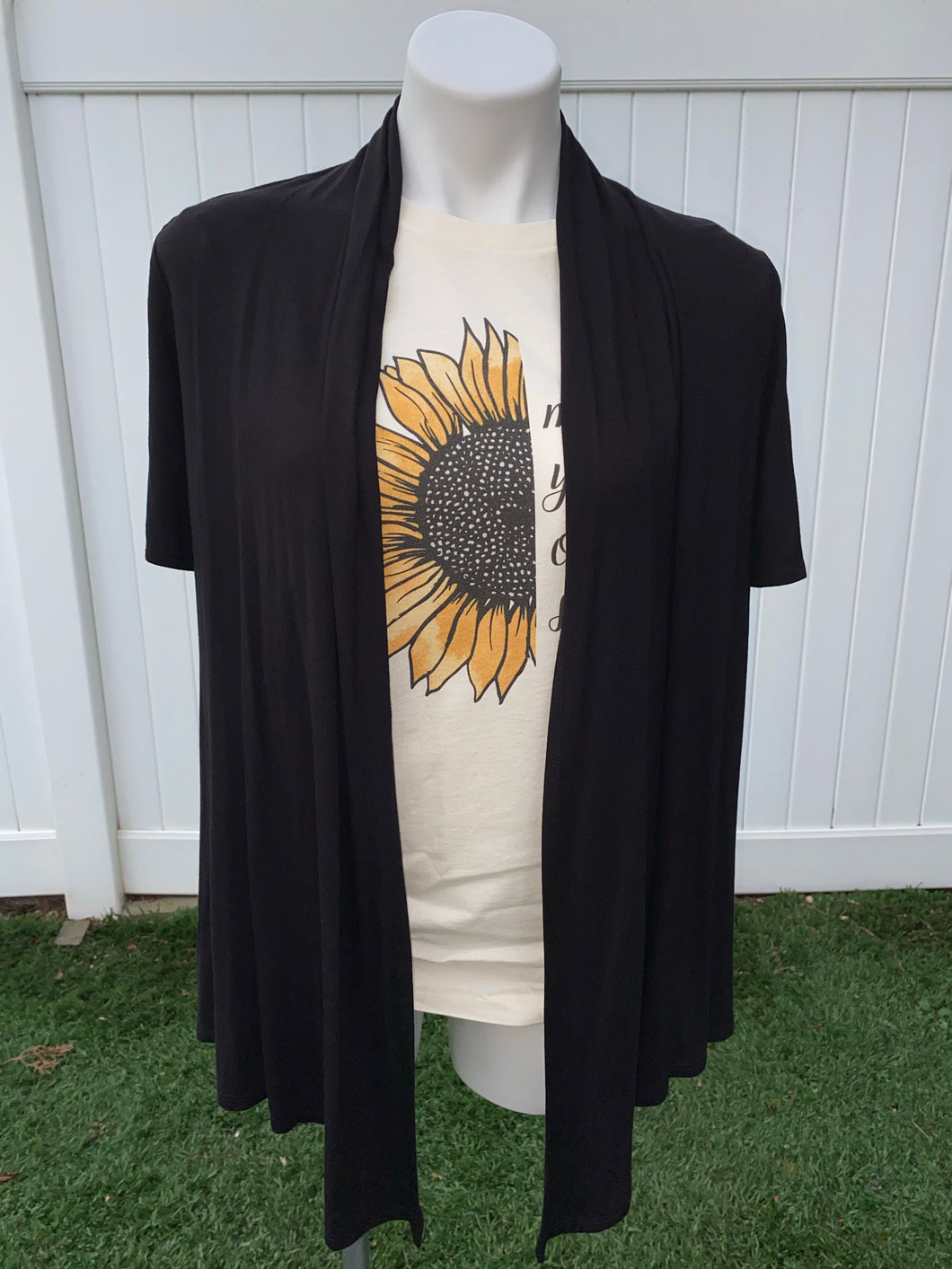 NEW ARRIVAL - Short Sleeve Loose Fit Cardigan